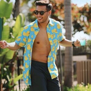NWT Tipsy Elves Runner Ducky Hawaiian Men’s Sz Medium Beach Cruise Summer Fun